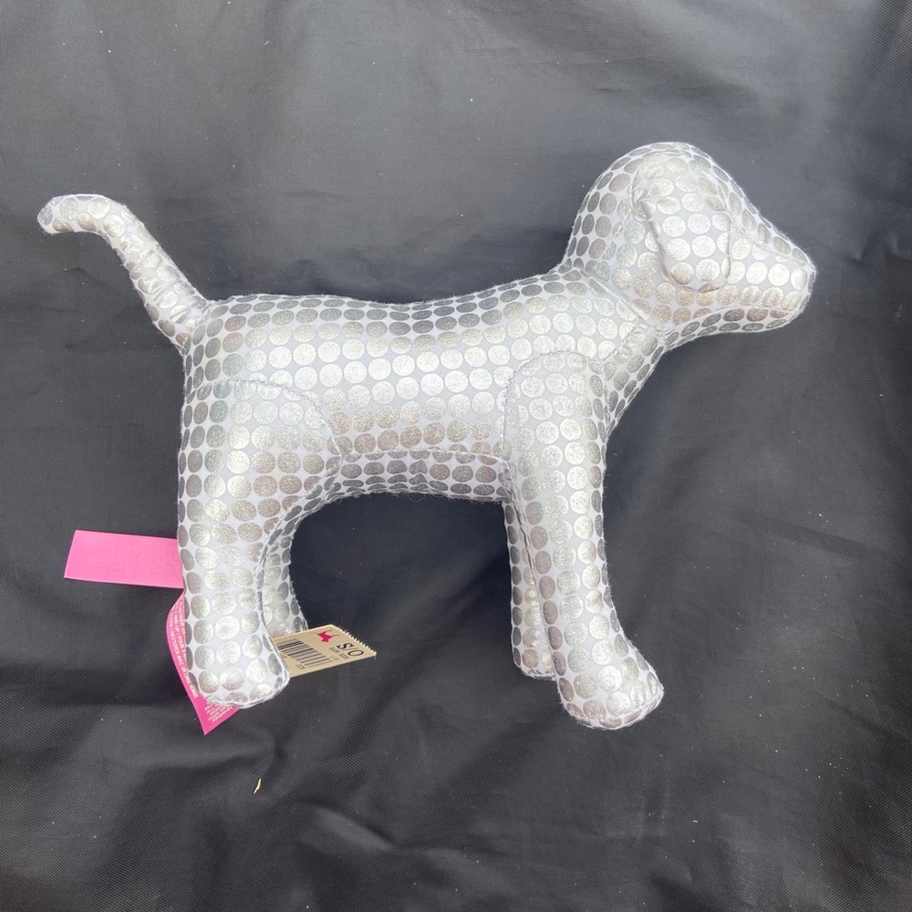 VS PINK DOG